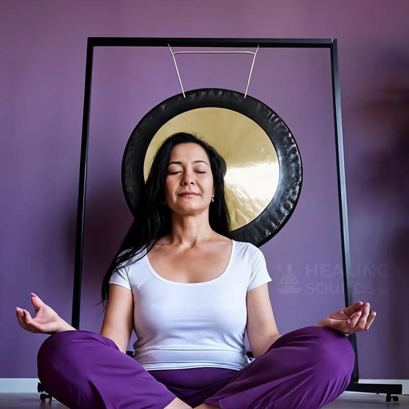 24" Classic Chinese Gong with Beater - High Quality Sound - Image 3