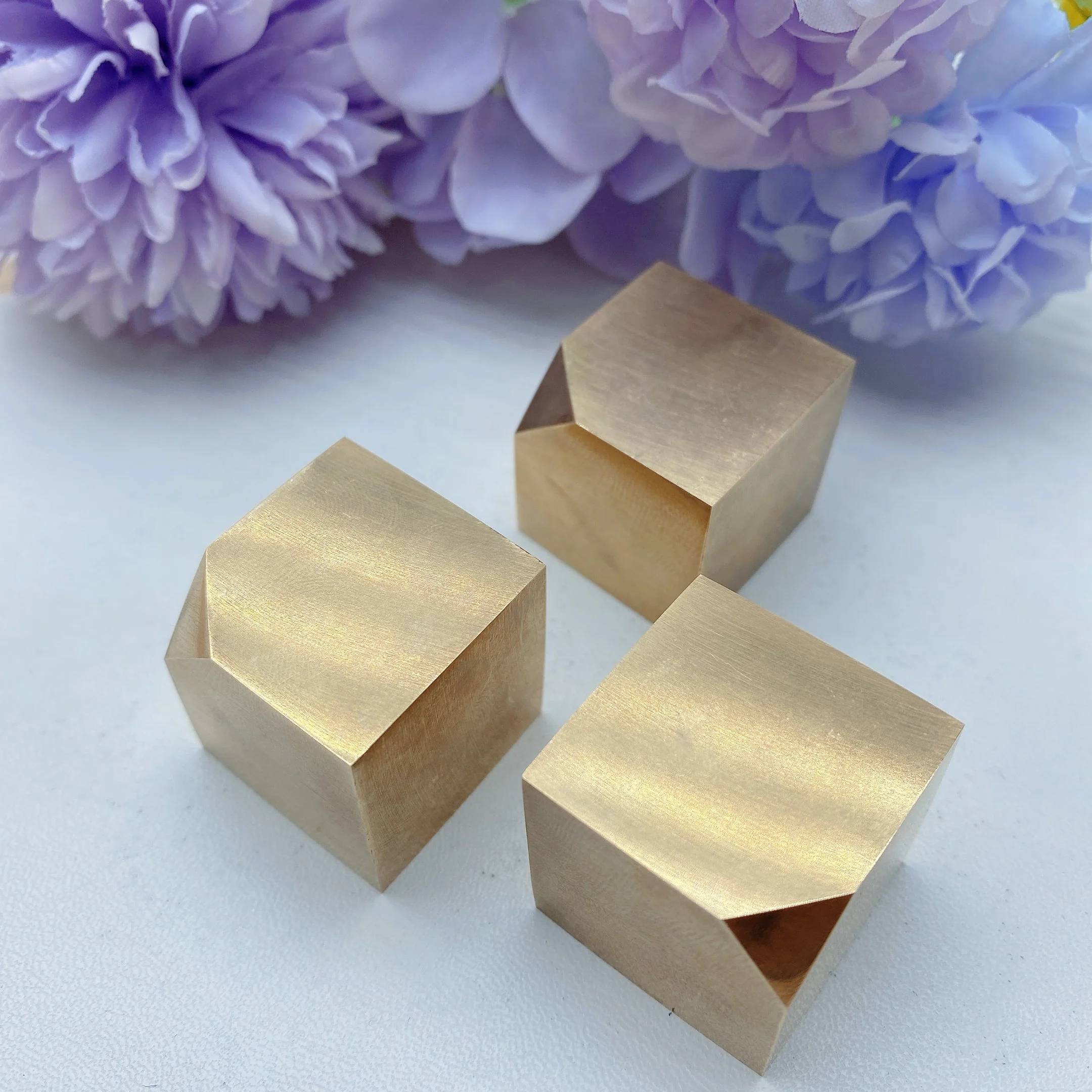 25mm Pyrite Crystal Cube for Healing & Energy Balance - Image 4