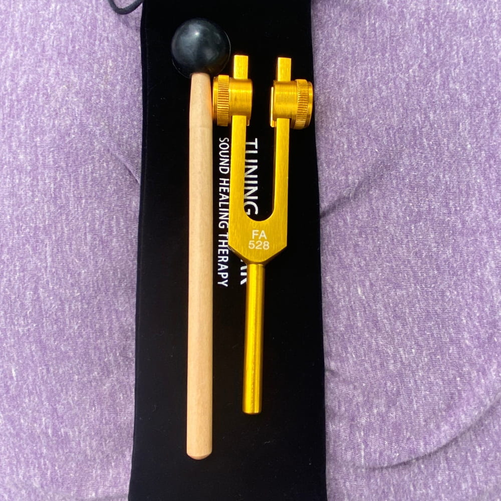 432 Hz & 528 Hz Tuning Fork Set for Healing Therapy - Weighted Biofield Tuning Forks - Image 4