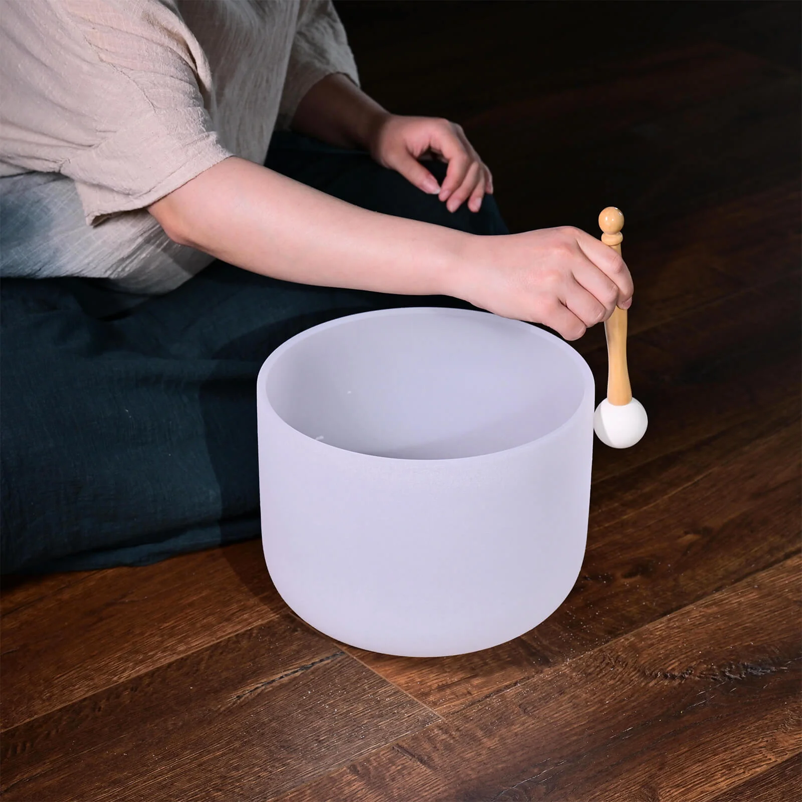 8" White Quartz Crystal Singing Bowl - Image 6