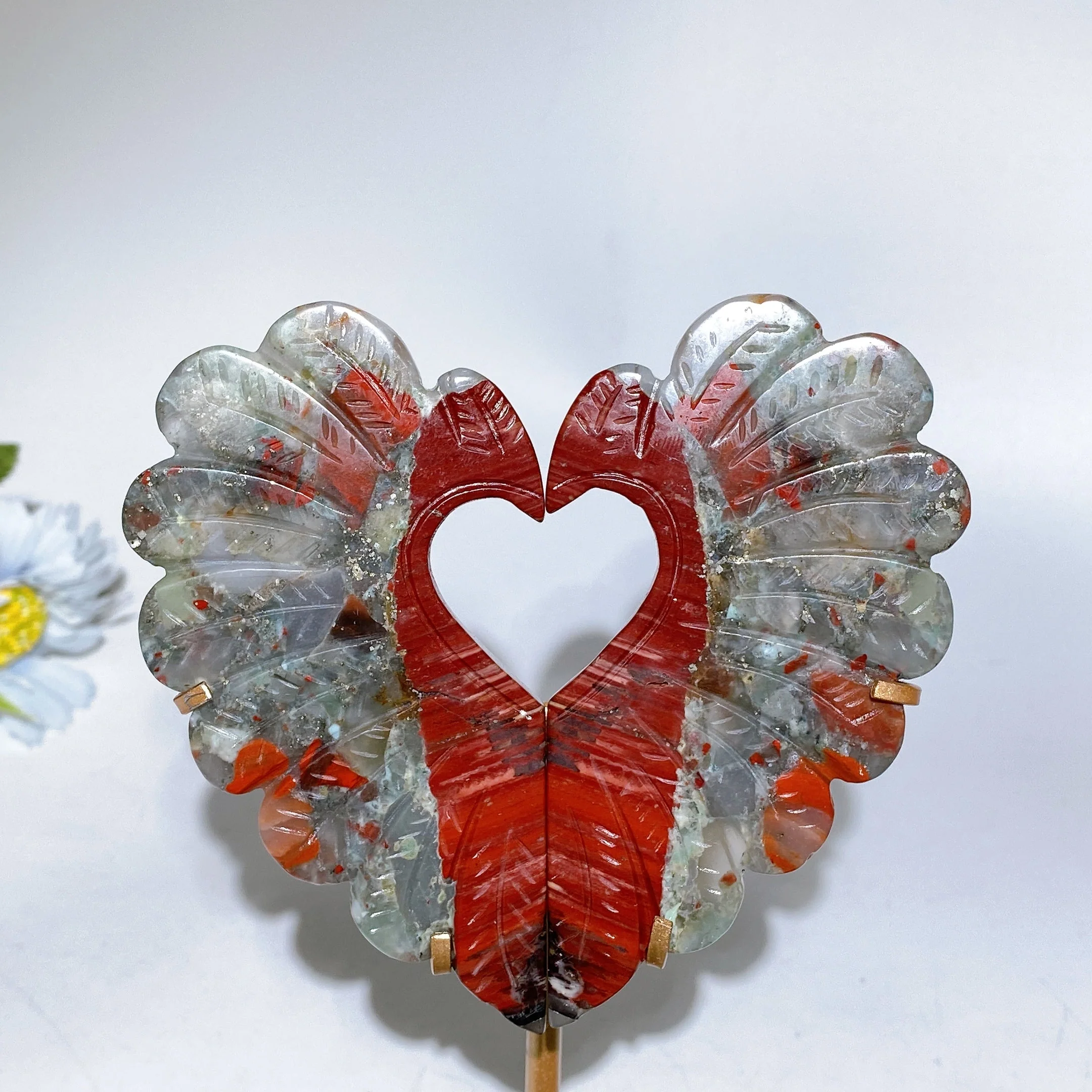 10cm Crystal Heart Wings Carving with Stand - Healing Crystals - Image 4