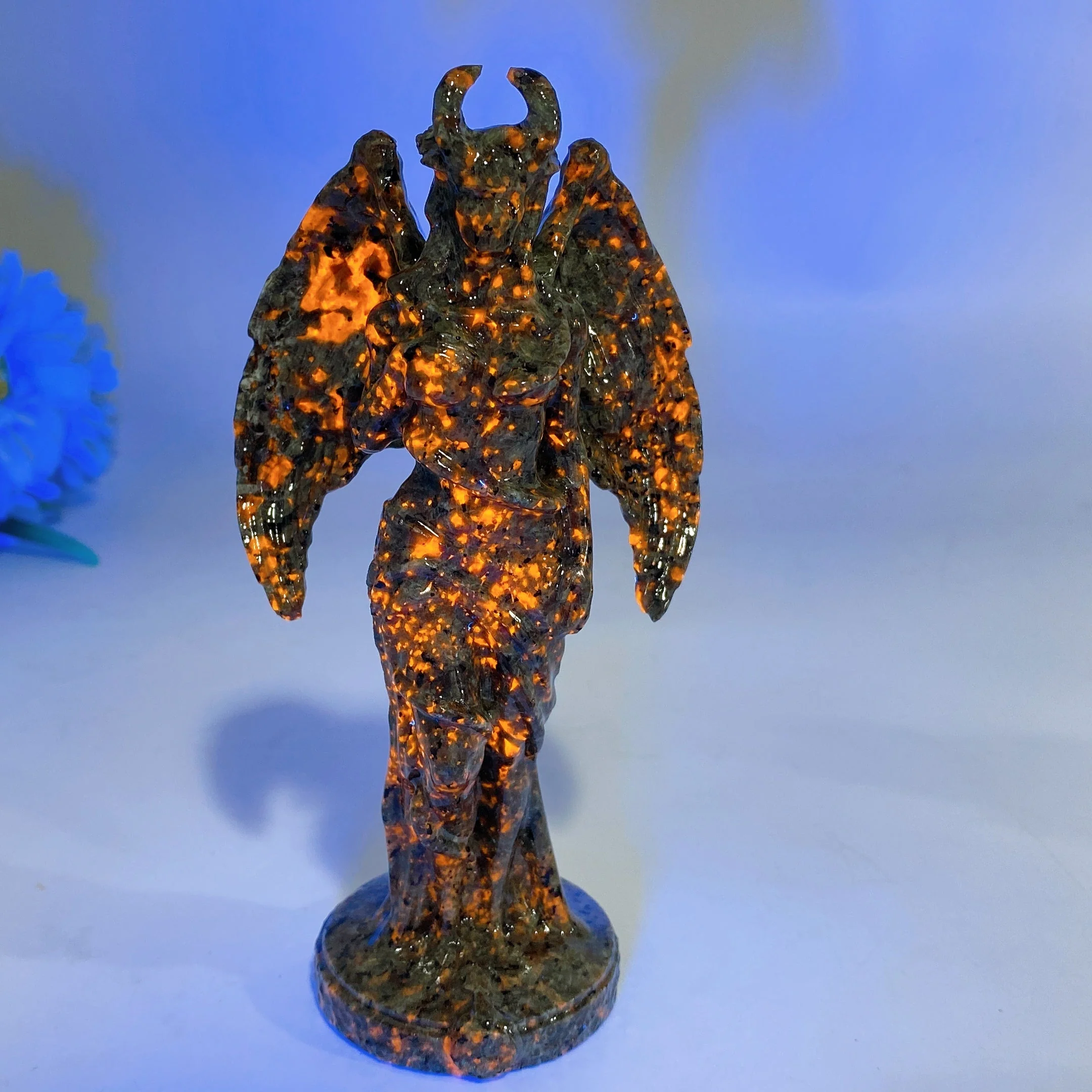 7x15cm Crystal Lilith Carving Figurine in Sodalite - Image 6