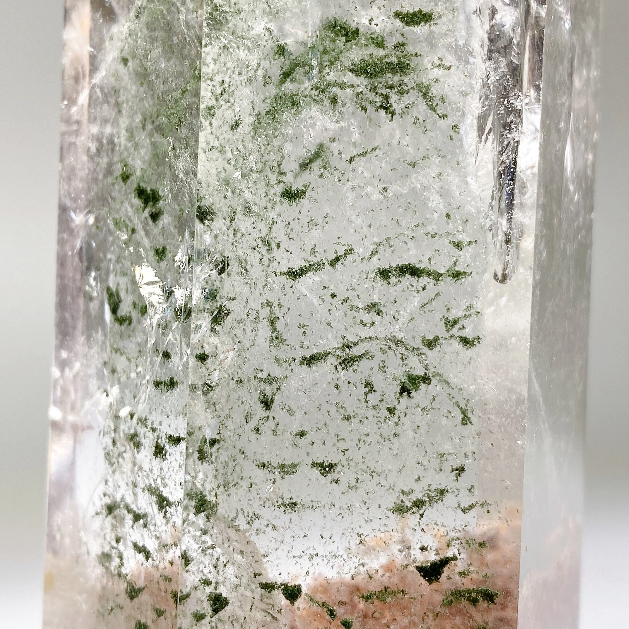 21cm Rainbow Garden Quartz Crystal Tower for Energy Healing - Image 7