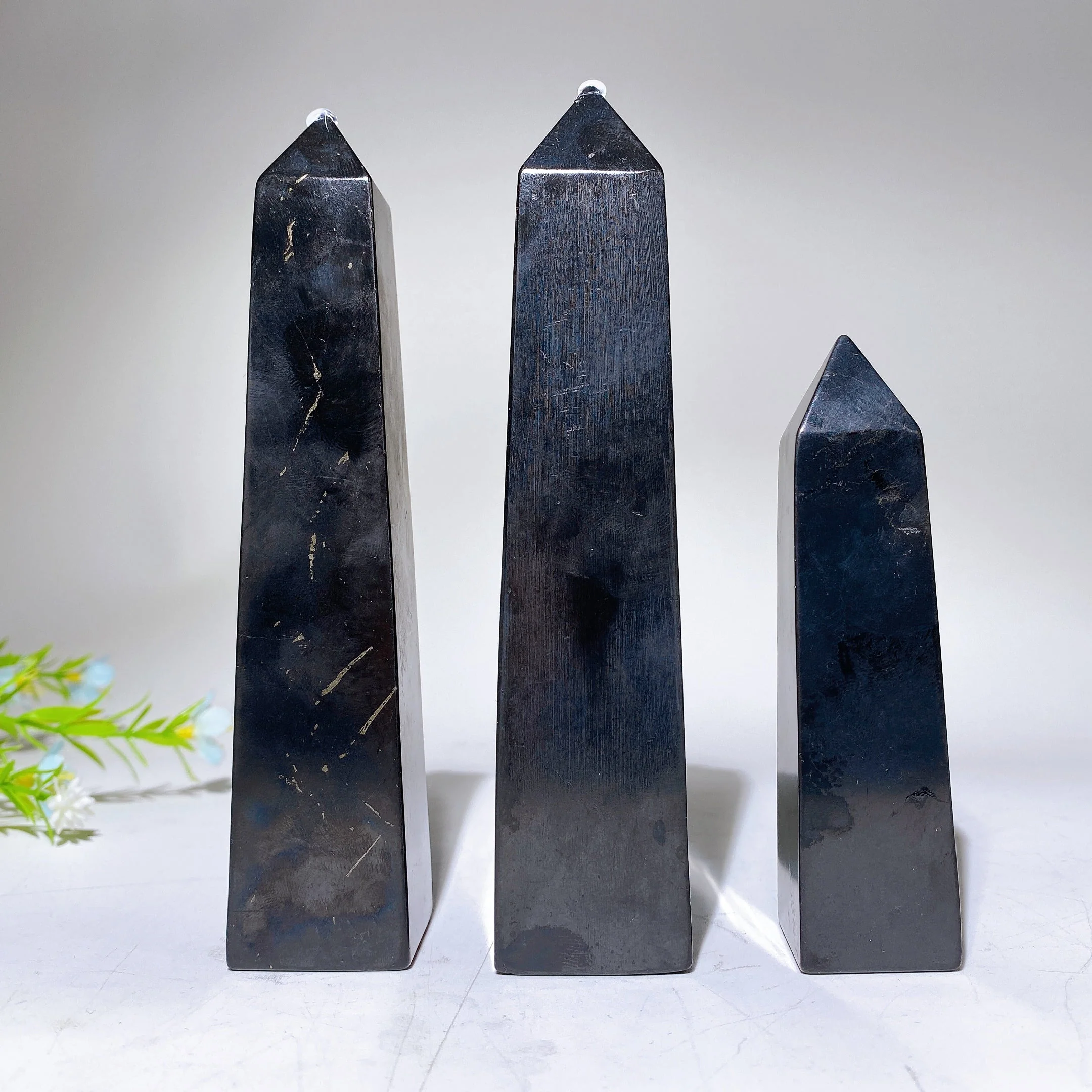 10cm and 15cm Schungite Crystal Healing Towers - Image 3