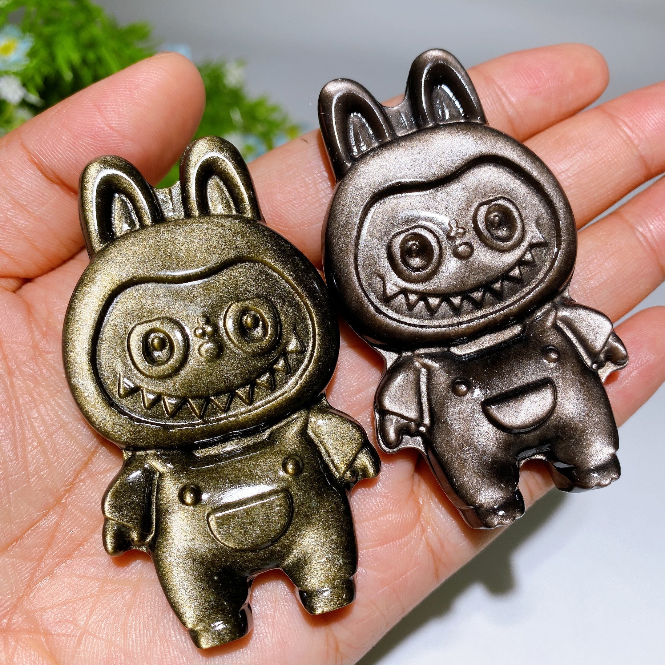 2.9"-3.1" Silver and Golden Obsidian Crystal Figurines - Image 4