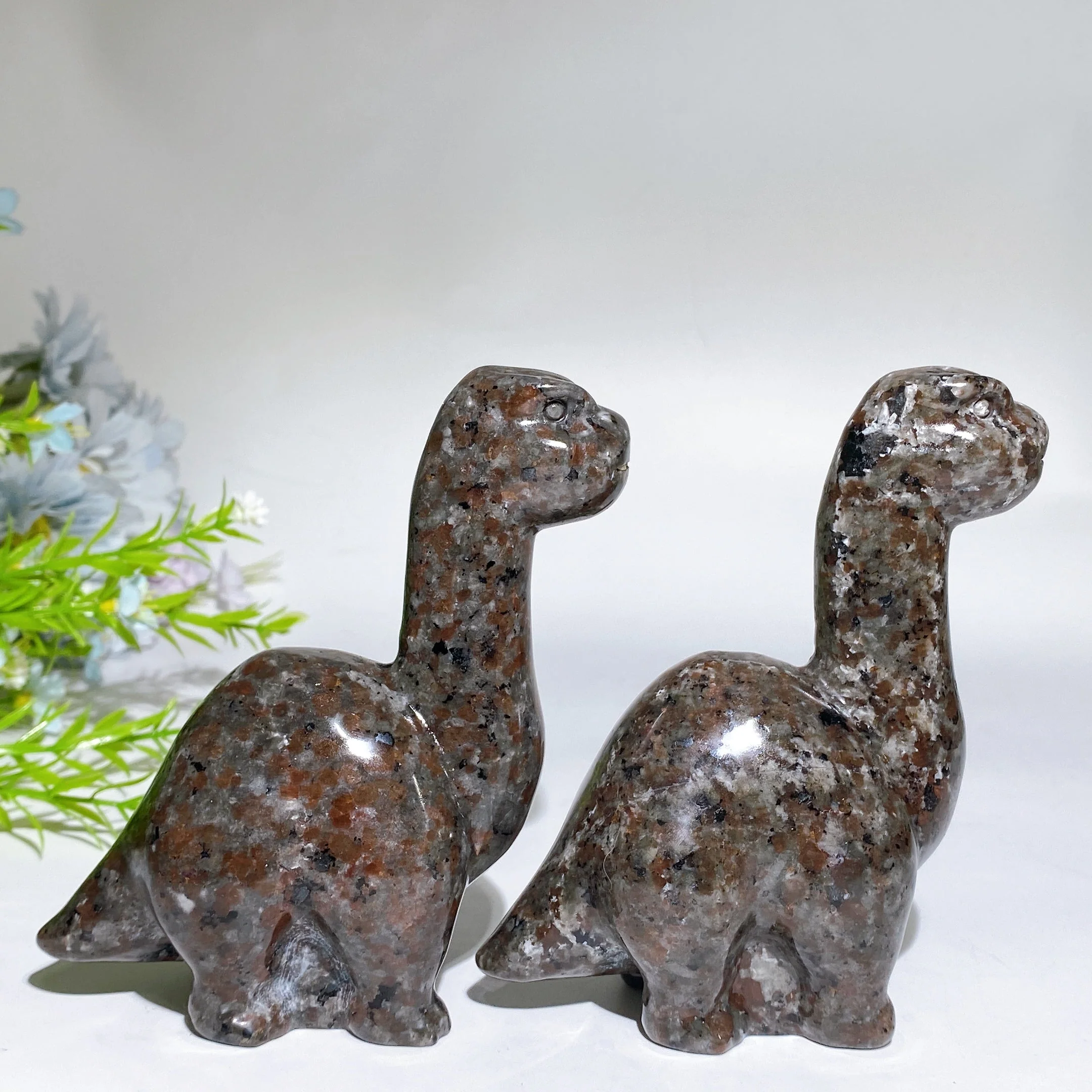 Yooperlite 4.9-inch Dinosaur Crystal Figurine for Healing - Image 3